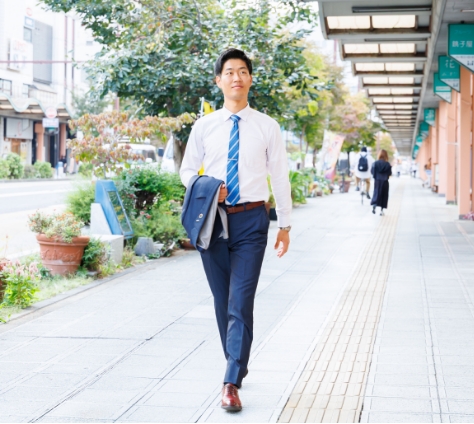 お客さま先に移動・ランチ
