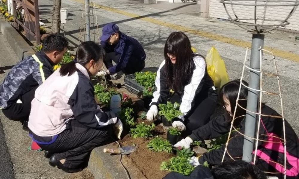 地域の特産品を贈り合うプロジェクトで生産者のお客さまもサポート